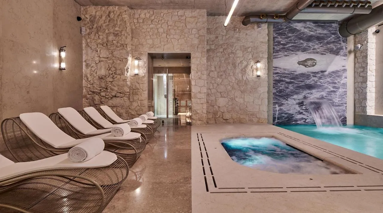 Hotel H15 Luxury Palace - Destigo Hotels Krakow