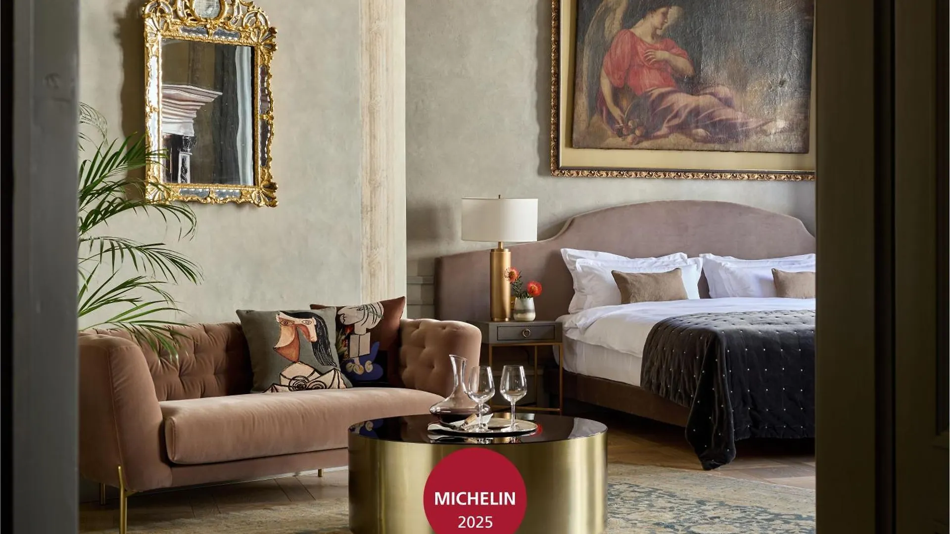 Hotel H15 Luxury Palace - Destigo Hotels contacts