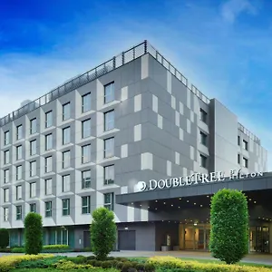 מלון Doubletree By Hilton & Convention Center, קרקוב