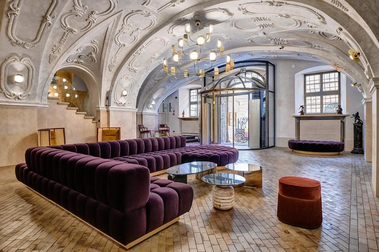 *****  Hotel H15 Luxury Palace - Destigo Hotels Krakow Poland