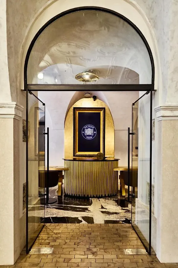 Hotel H15 Luxury Palace - Destigo Hotels Krakow